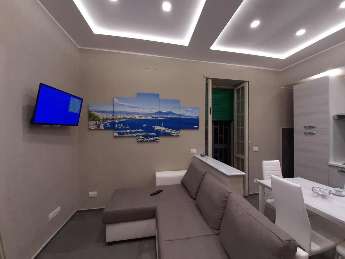 A Casa E Annarell Apartment เนเปิลส์ ภายนอก รูปภาพ