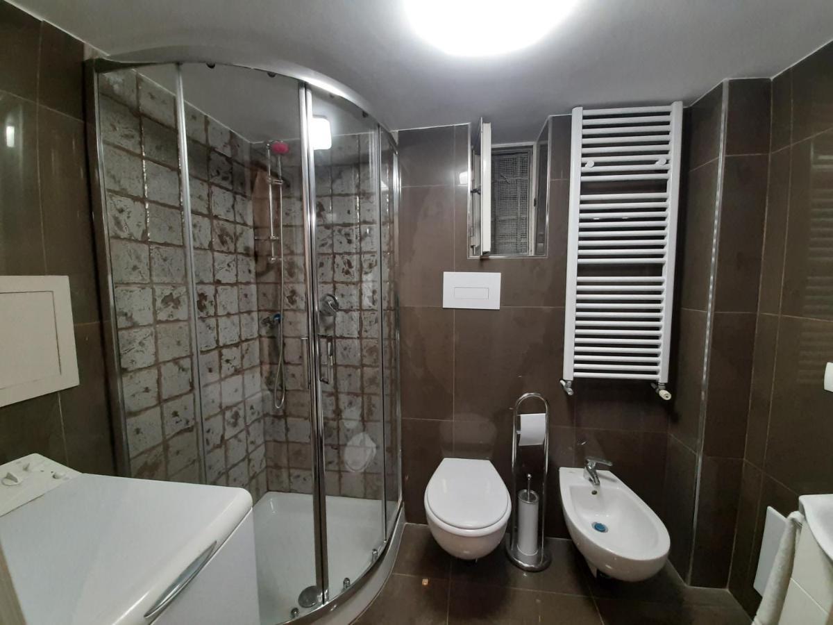 A Casa E Annarell Apartment เนเปิลส์ ภายนอก รูปภาพ