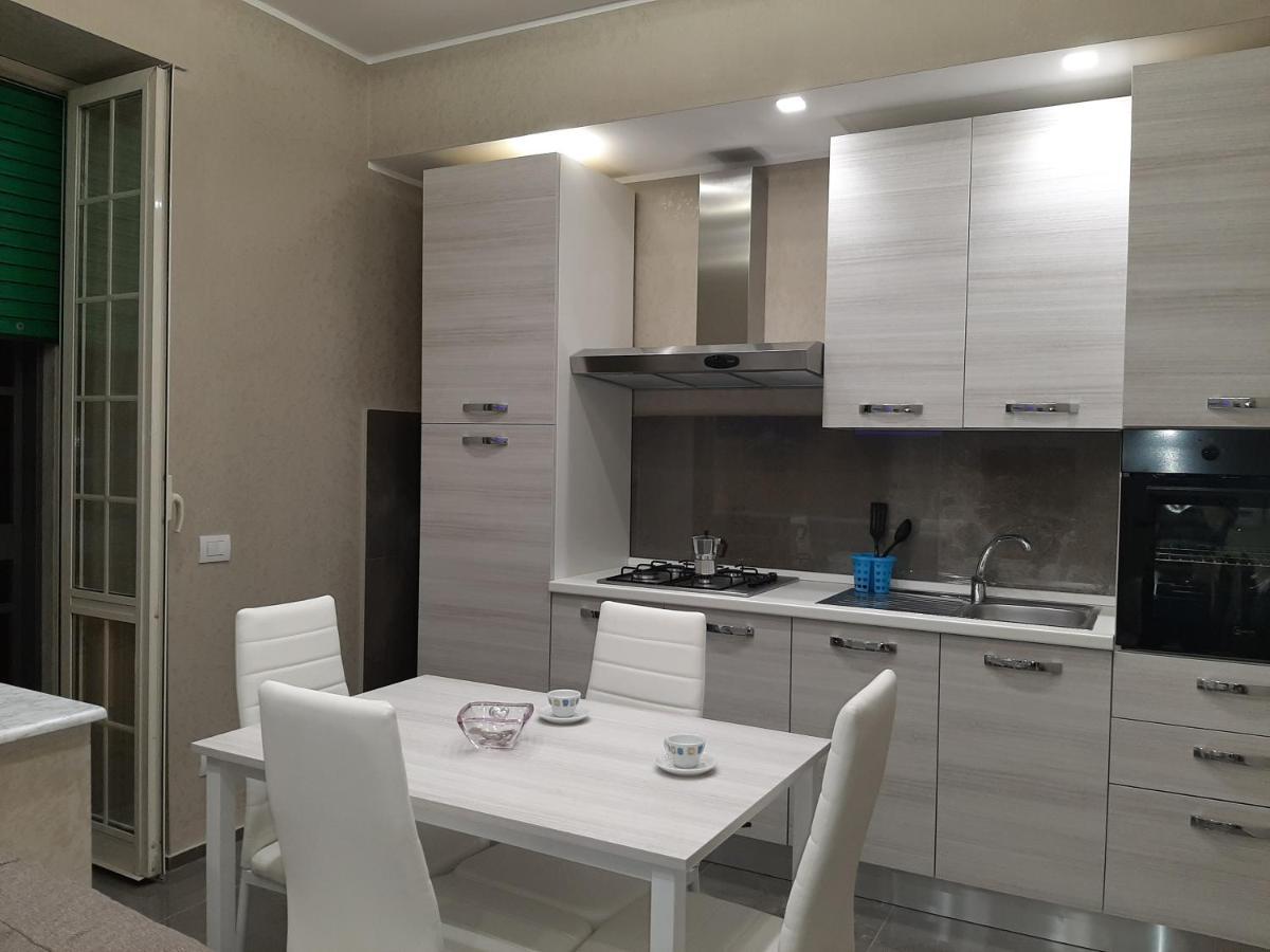 A Casa E Annarell Apartment เนเปิลส์ ภายนอก รูปภาพ
