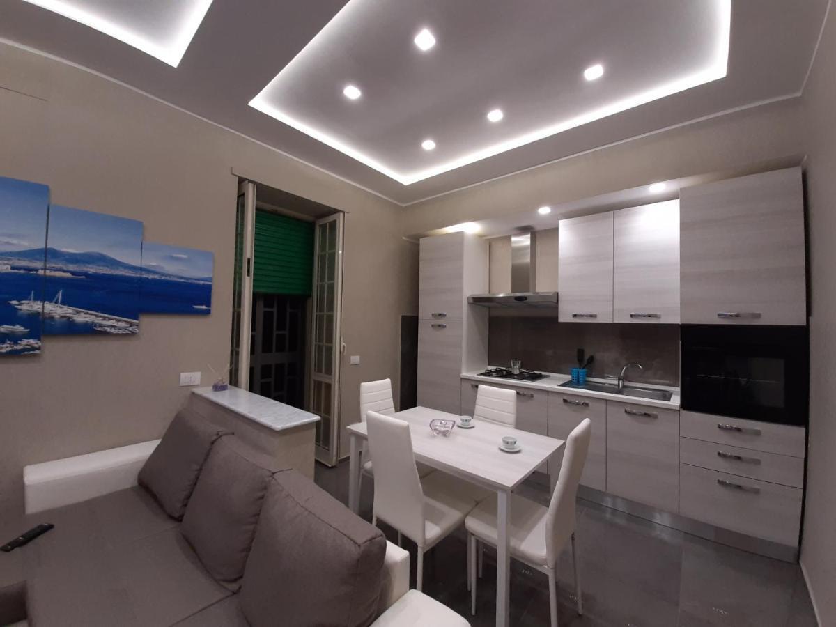 A Casa E Annarell Apartment เนเปิลส์ ภายนอก รูปภาพ