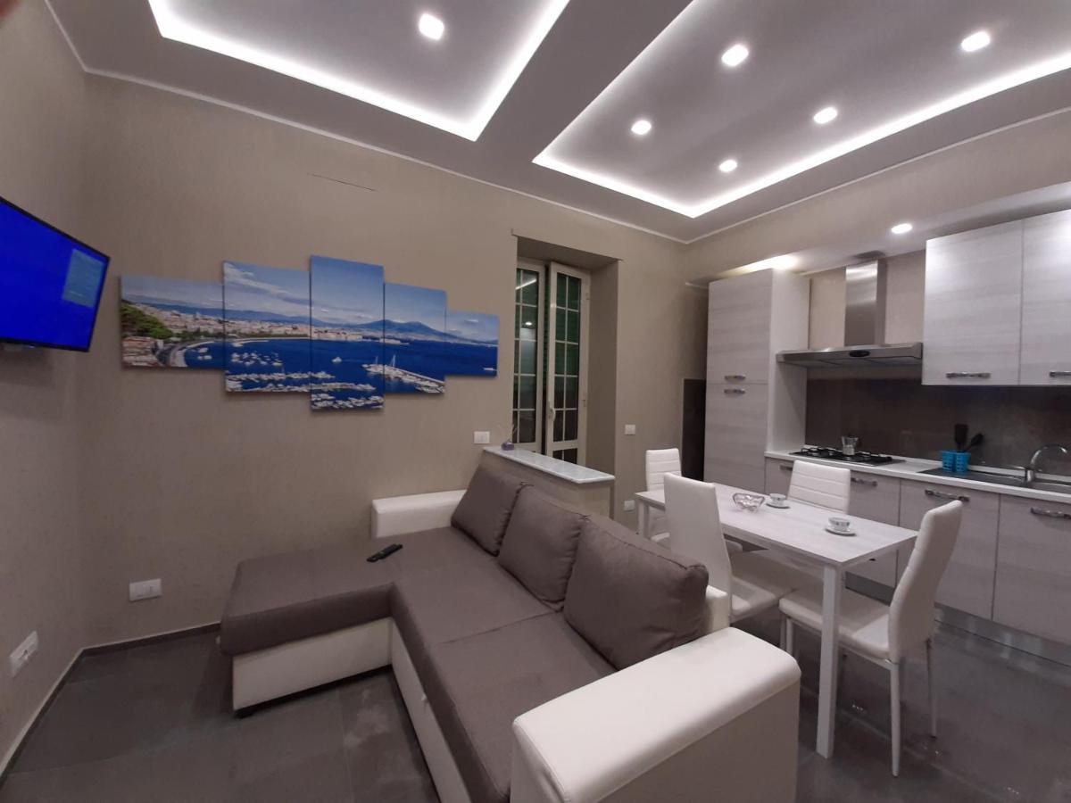 A Casa E Annarell Apartment เนเปิลส์ ภายนอก รูปภาพ