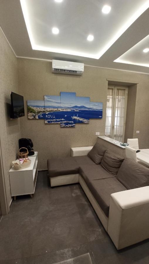 A Casa E Annarell Apartment เนเปิลส์ ภายนอก รูปภาพ